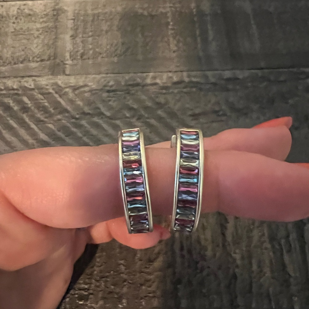 Kendra Scott Jack Gold Hoop earrings in multi crystal